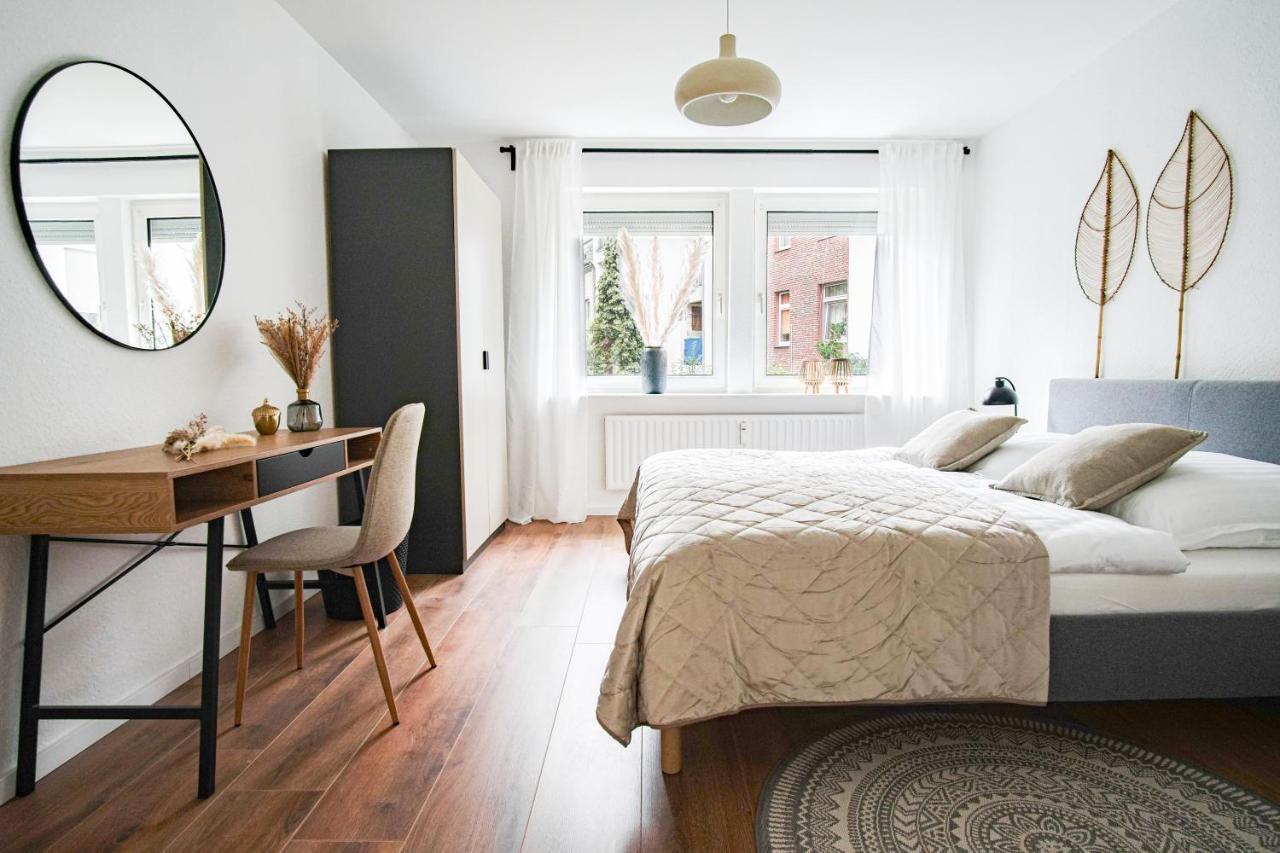 Homefy Bright And Cozy Holiday Apartment - Washer & Dryer - Free Parking Essen Exterior photo