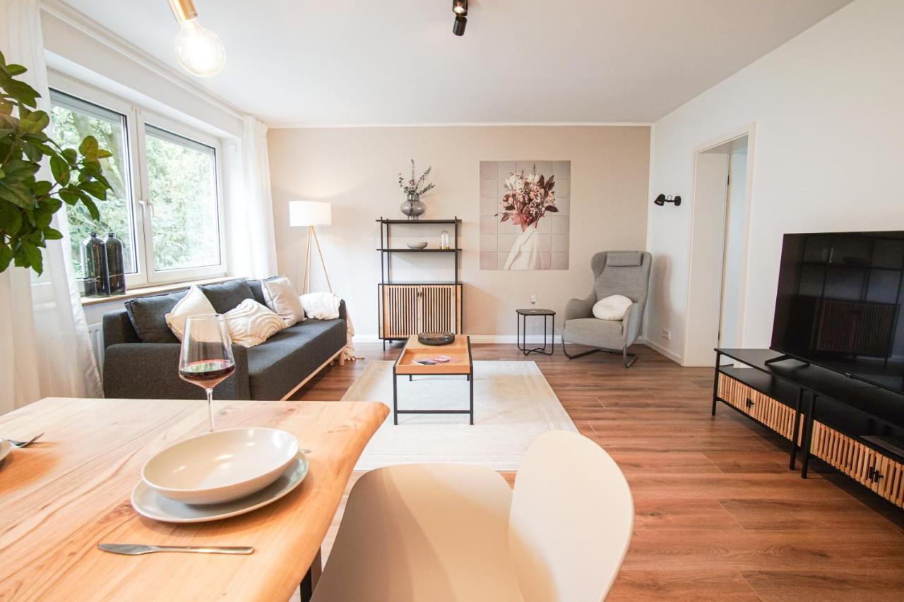 Homefy Bright And Cozy Holiday Apartment - Washer & Dryer - Free Parking Essen Exterior photo